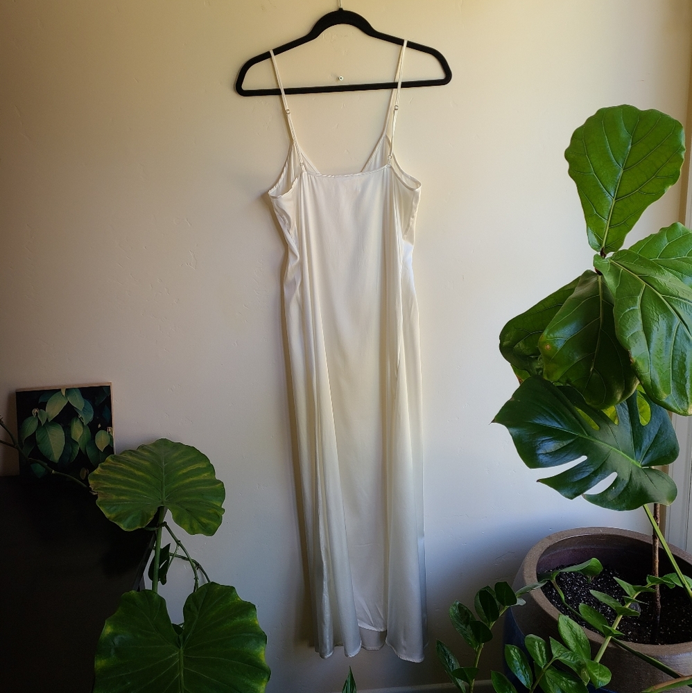 SWAPPED Spell Bridal Silk Slip - Picture 2 of 6